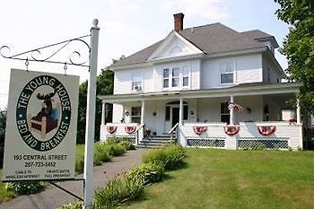The Young House Bed And Breakfast Millinocket Exterior foto