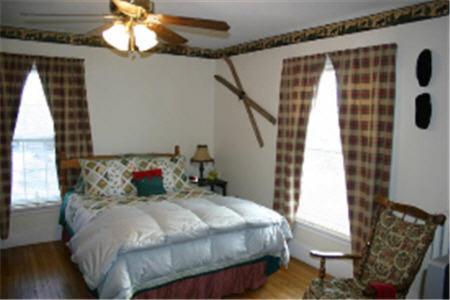 The Young House Bed And Breakfast Millinocket Habitación foto